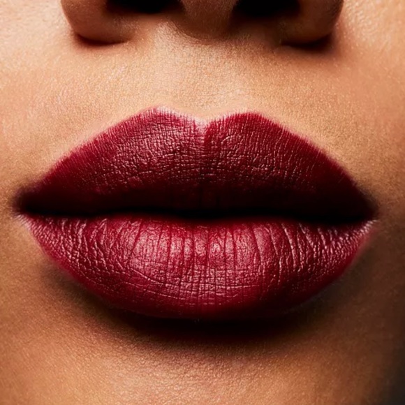 MAC Matte Lipstick DIVA 603 *DISCONTINUED* - Picture 8 of 15